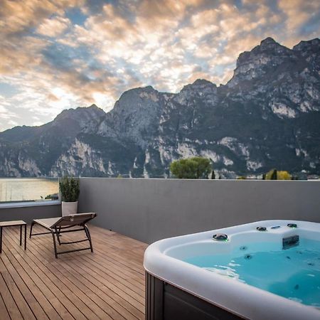 Hotel Villa Enrica リーヴァ・デル・ガルダ エクステリア 写真