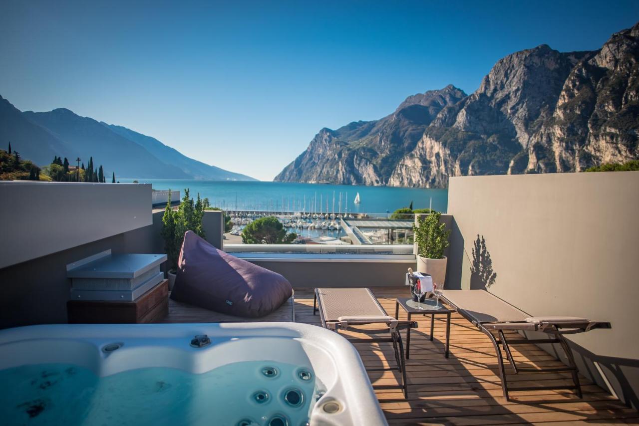 Hotel Villa Enrica リーヴァ・デル・ガルダ エクステリア 写真