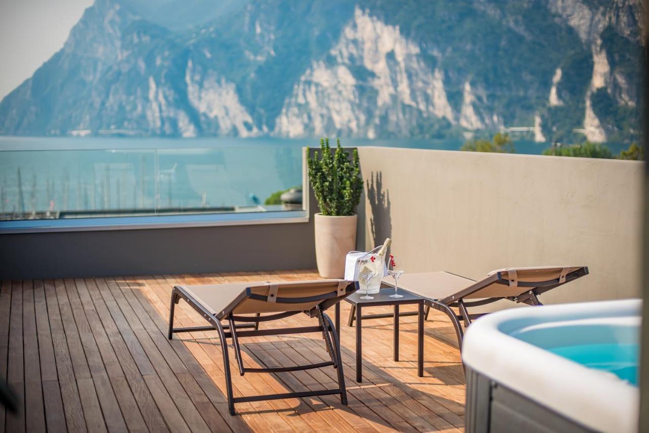 Hotel Villa Enrica リーヴァ・デル・ガルダ エクステリア 写真